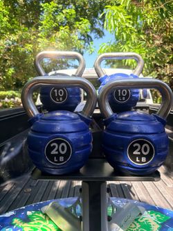 SET  OF  KETTLEBELLS  (PAIRS OF)  10s  &  20s