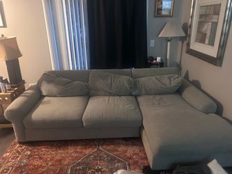 Free Couch need to get rid by Thursday night