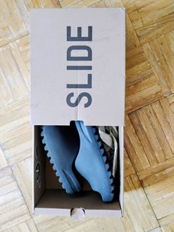 YZY Slide Kids (size 2)