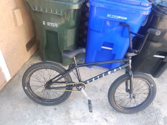Cult gateway bmx