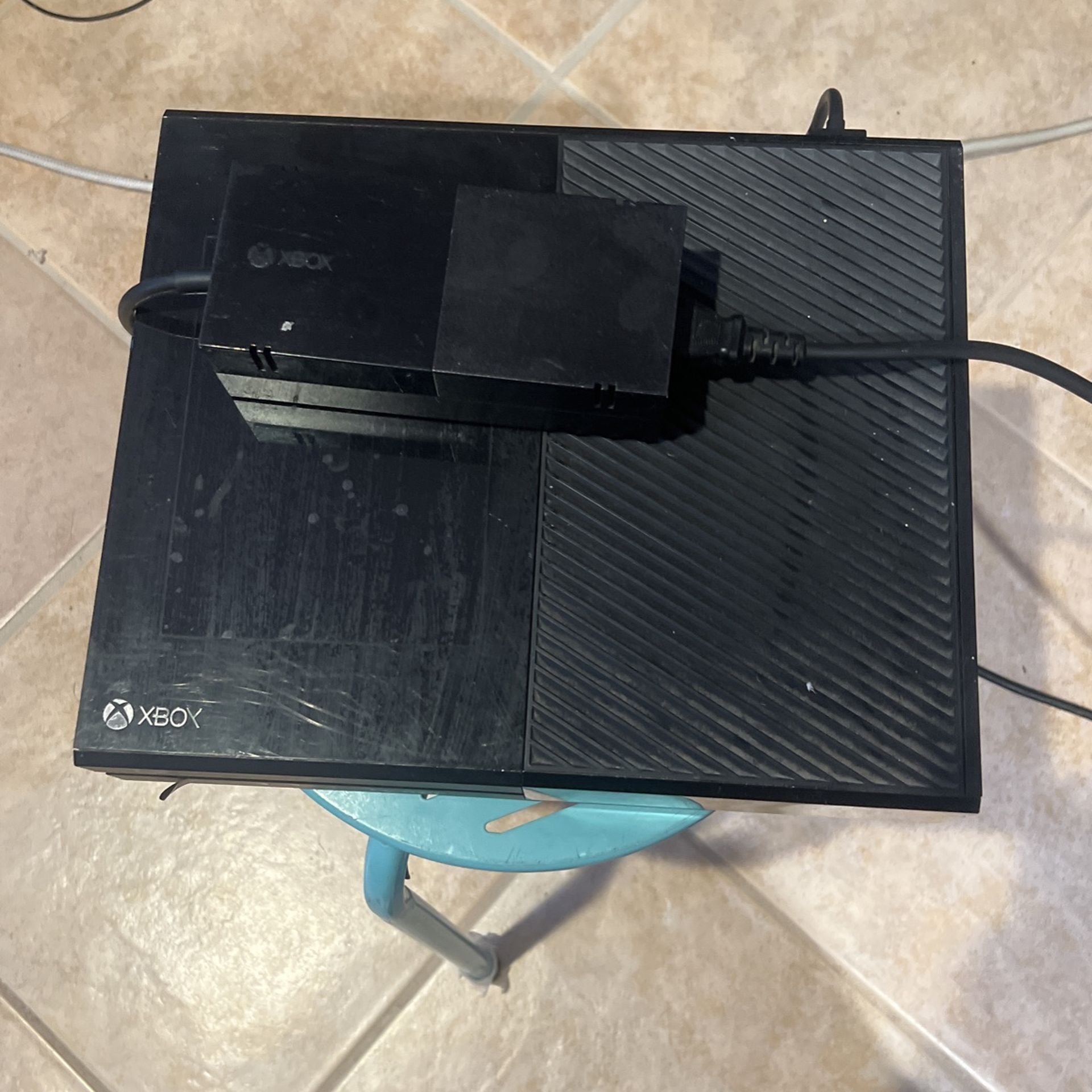 Original Xbox One With Power Bank for Sale in Rowland Heights, CA OfferUp