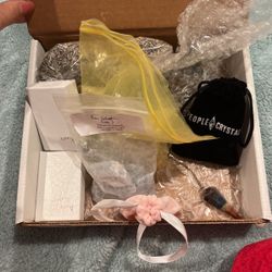Box Filled W Crystals
