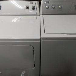 Whirlpool Set Washer And Gas Dryer They Both Work Great Clean Inside And Out