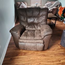 Lazy-boy Recliner 