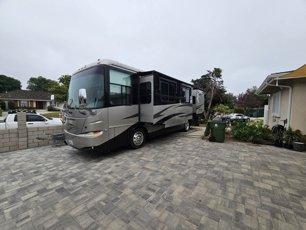 2009 Newmar Ventura 3432