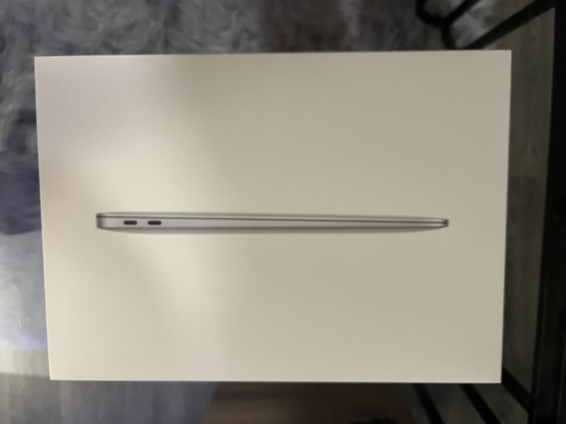 13in MAC Book AIR