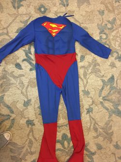 Super Man costume 5$ (12-14)