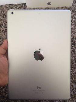 IPad Air Unlocked With Case