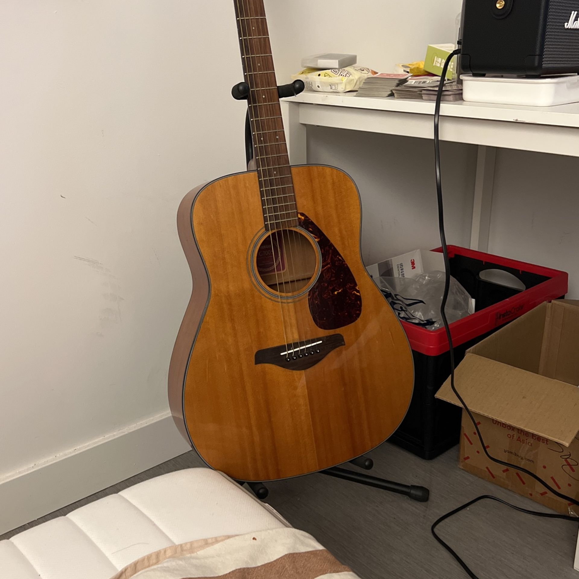 Yamaha Guitar