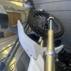 If you a first beginner, this will be the great bike for you. 125/pit bike.