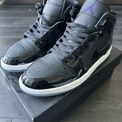 Nike Air Jordan 1 Mid Black Patent Leather Sneaker Mid Top Size 8