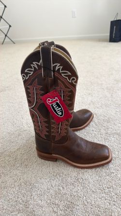 NEW  Women Western Boots