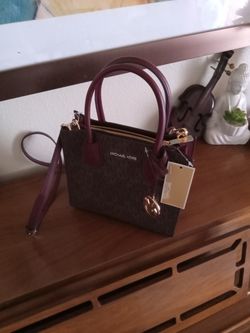 Micheal Kors Purse