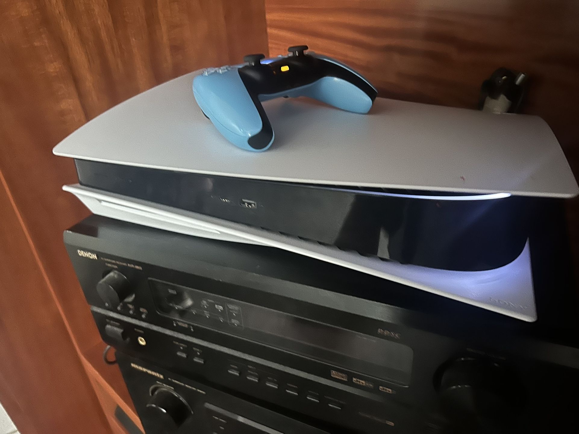 SONY PS5 disc edition “hardly used”