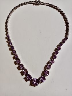 Sterling Jewelry. Beautiful Sterling Purple Stone 18inch Necklace. Heavy. Like New. 