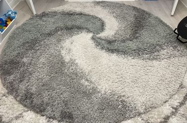 Sage Swirl Soft Rug ( RETAILS $300)