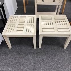 Assembled New 20 "W x 20 "D x 15.75 "H  Set of 2 Outdoor Acacia Wood Side Table