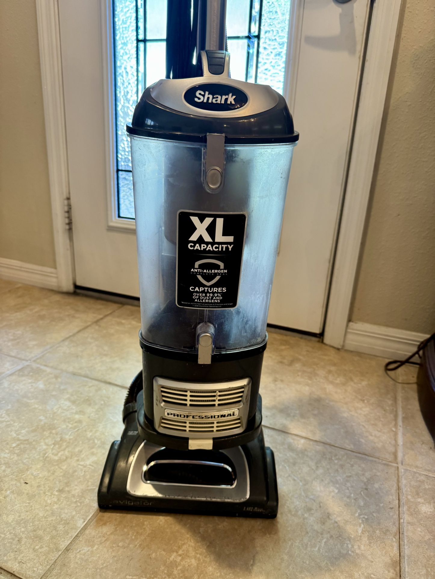 Shark XL Capacity Professional Vacuum