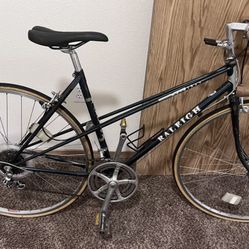 1985 Women’s Raleigh Marathon Bicycle 