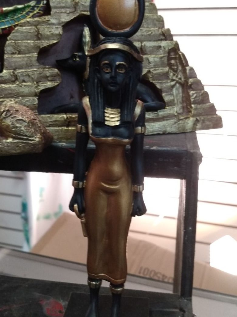 Isis & Anubis Statues