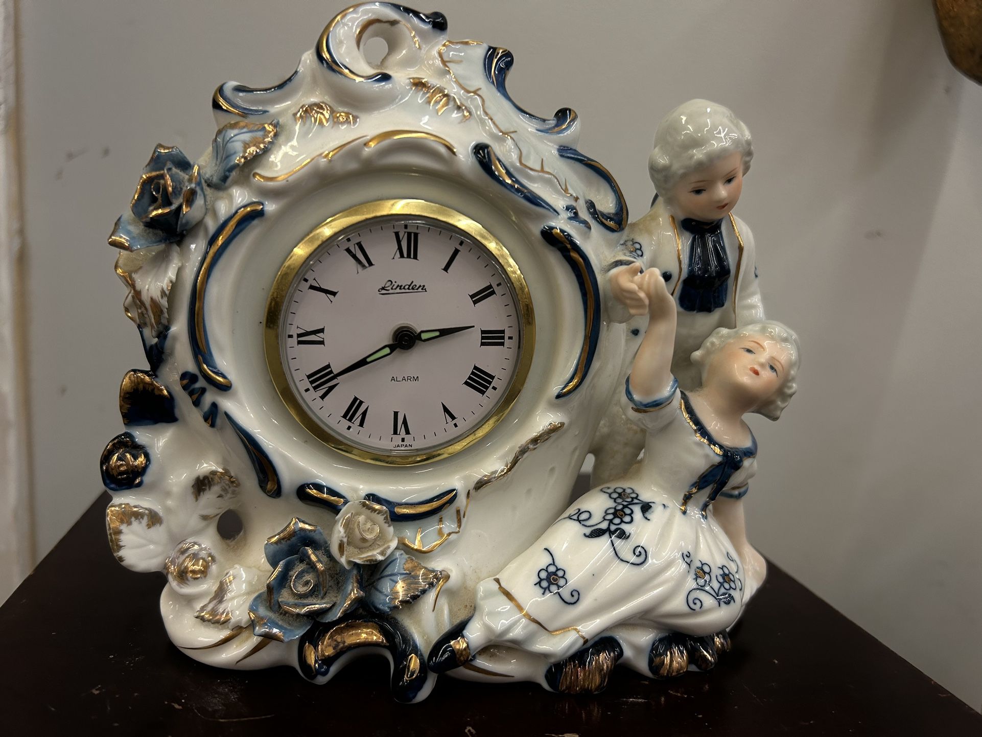 Linden Porcelain Clock