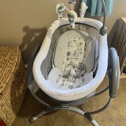 Graco Baby Swing