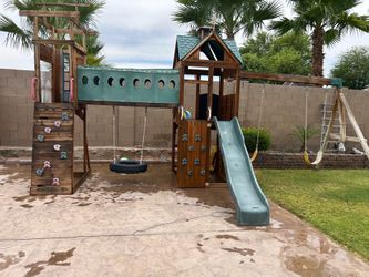 Outdoor jungle gym for kids