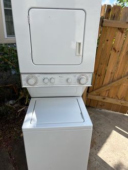 Washer/dryer stackable one unit