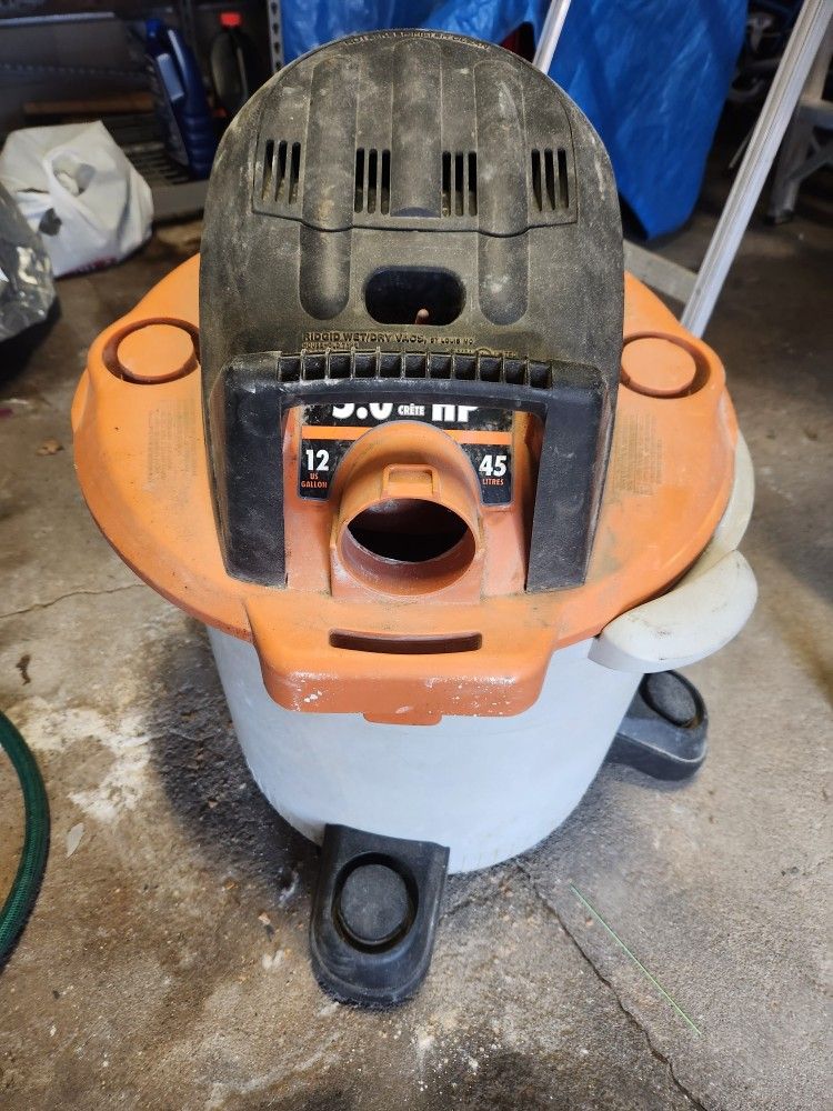 RIDGID WET AND DRY VACUUM