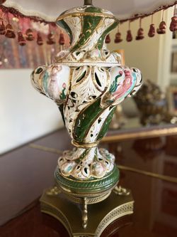 Pair Of Vintage Capodemonte Of Italy