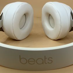 Beats By Dre Beats Solo Pro Wireless Noise Cancelling On-Ear Headphones White
