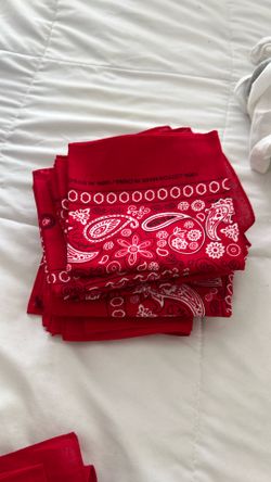 Red bandanas (13 total)