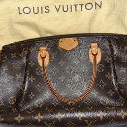 Louis Vuitton Purse