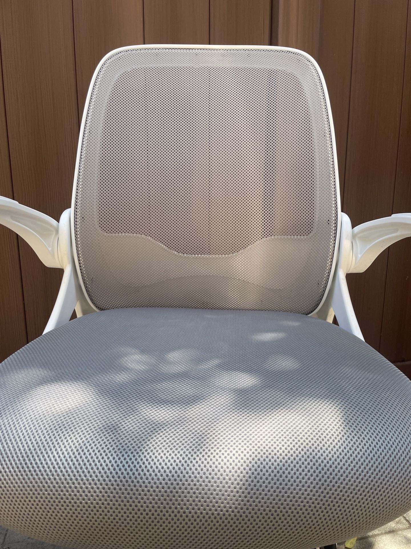 White And Gray Office Chair