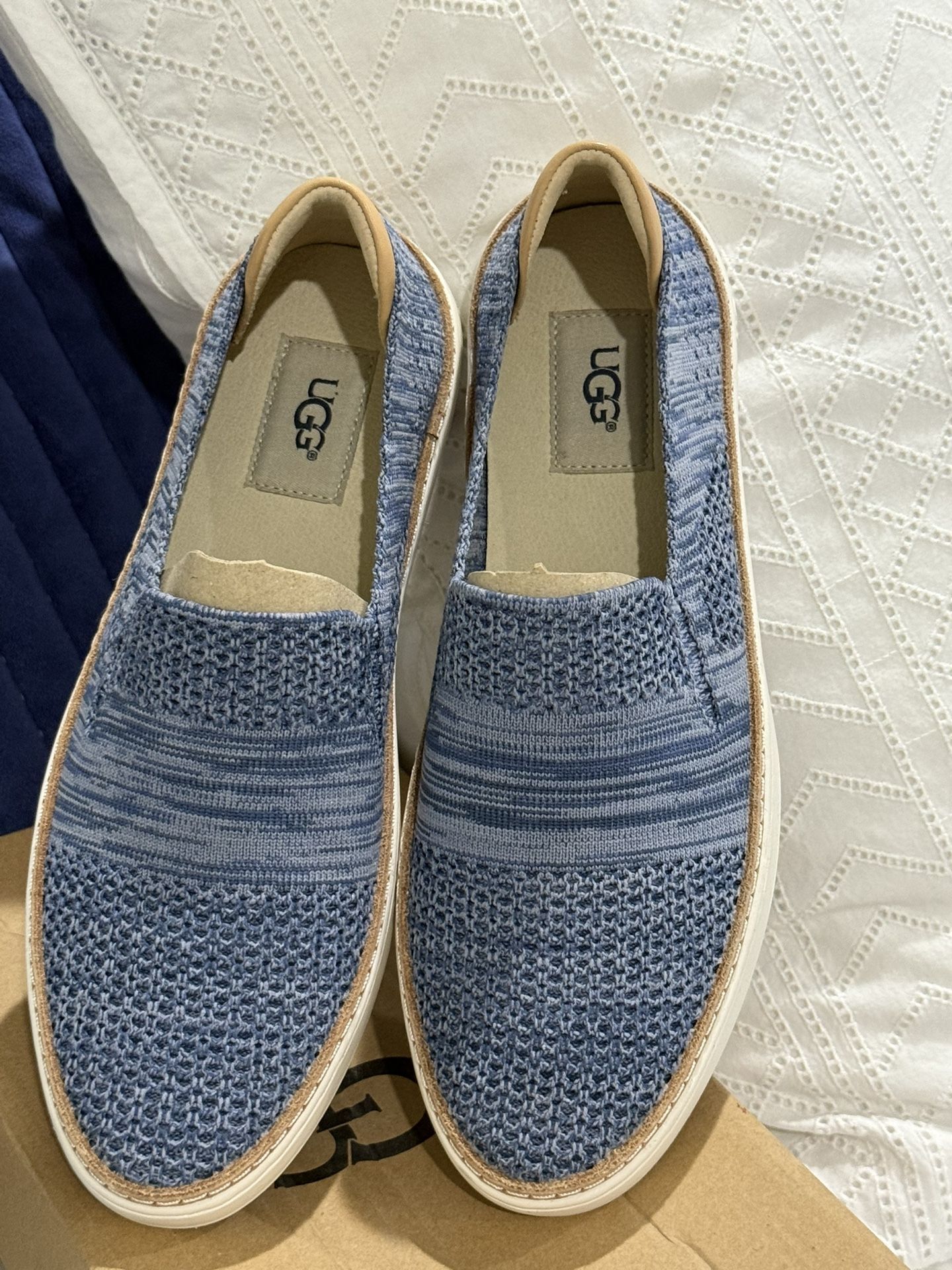 New UGG Sneakers 8.5