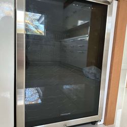 Frigidaire Built-In Wine Cooler – Stainless Steel – Excellent Condition