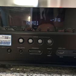 Yamaha natural Sound Receiver Rx-v679
