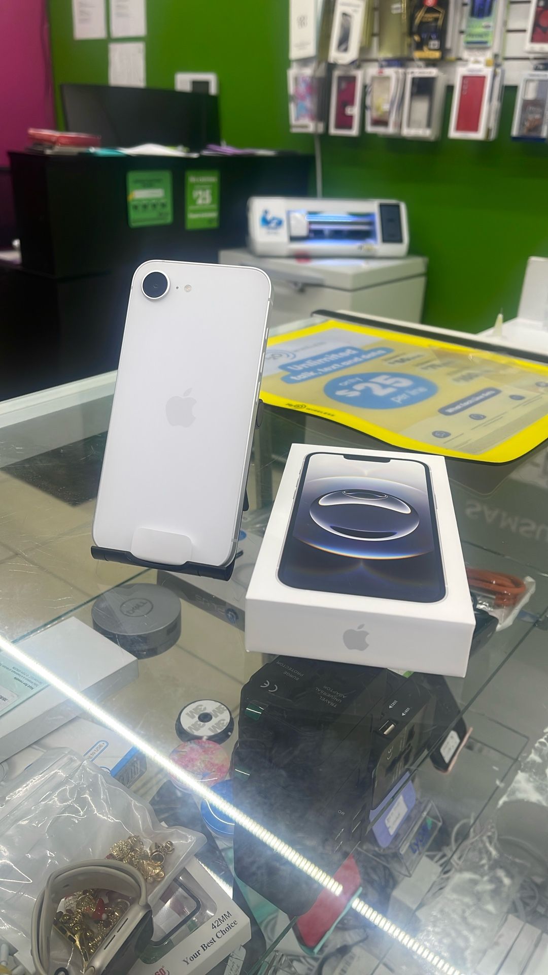 Iphone 16 E Unlocked Brand New