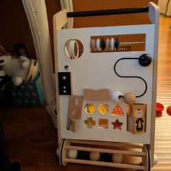 Wonder & Wise Push Toy