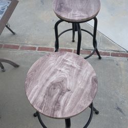 Bar Stools Adjustable. Set 