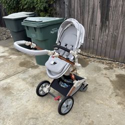Hot mom 360 Degree Baby Stroller *Pick Up Only*