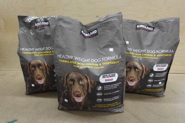 40lbs Kirkland Signature Healthy Weight Chicken & Vegetable Dog Food