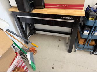 Husky tool bench