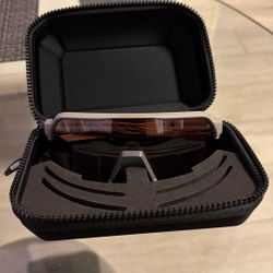 100% Sunglasses 