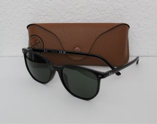 Ray-Ban Elliot sunglasses
