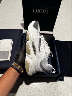 Dior b22 white