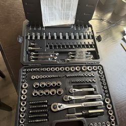 Craftsman 230 Pc 