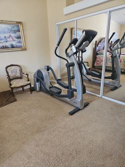 LifeFitness Elliptical - Whisper Stride X7