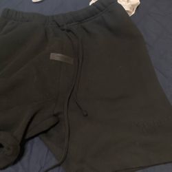 Essentials Shorts
