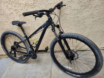 XS frame Cannondale Trail Disc brake Suspension
